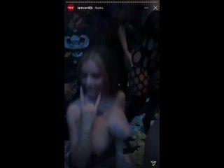video cardi b засветила сиськи в инстаграме голая карди би грудь попа жопа минет сосет куни ню красотка подруга hot 18 sex