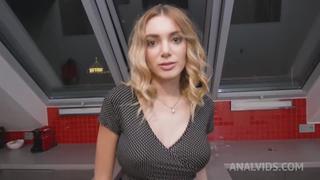 video paola hard gets anal fisted by sara bell and assfucked by chris diamonds monster sex