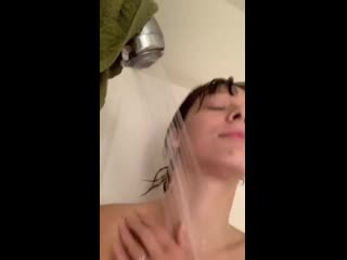 video top periscope girl skieox snap skiex o cash app skiexo купается в ванной sex
