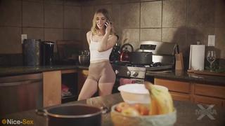 video шаловливая няня русская озвучка sex