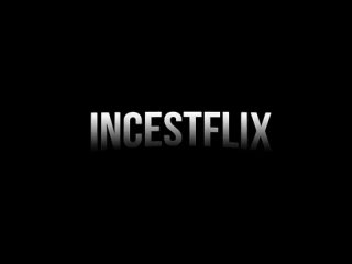 video совершил инцест со спящей мамой а она так и не проснулась sex