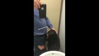 video молодая студентка сосет хуй взрослому любовнику на камеру русское домашнее порно слив бывшей давалка кончил на лицо sex