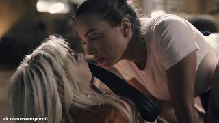 video полицейская лесбиянка трахает молоденькую девушку sex