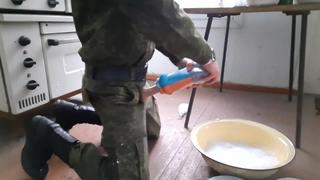 video секс игрушки 11 русский солдат ебет самодельную вагину sex