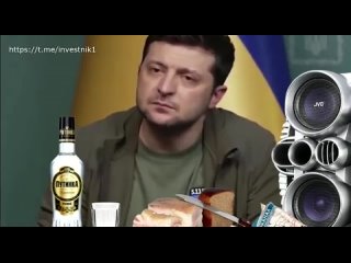video загрустил и забыл выключить камеру sex