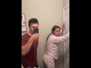 video с возрастом нужно быть осторожнее online video cutter com sex