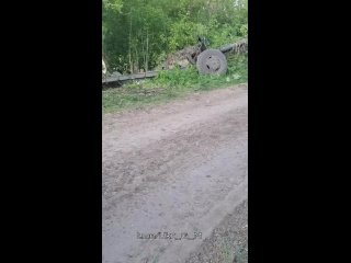video безумные тарас и микола уже не те или как чубатые на ровной дороге умудрились перевернуть автомобиль со 100 мм sex