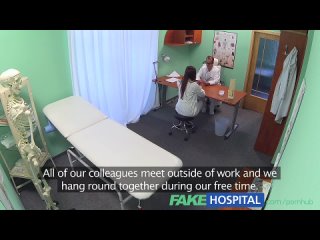 video fakehospital sexy graduado se lame y follada en el escritorio de médicos para un trabajo xchica com sex