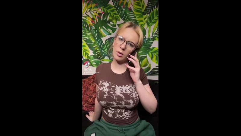 video озабоченная кормящая баба заманила мужа в кровать своими огромными бидонами сисек полное видео можно найти в sex