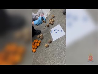 video в красноярске задержали мужчину прятавшего молодые в мандаринах sex