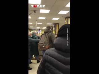video избитый лукашистами в магазине минчанин рассказал что произошло sex