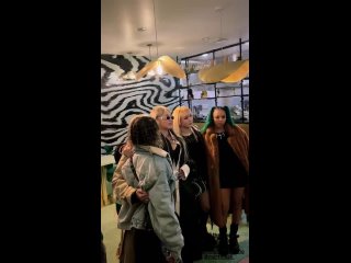 video 221107 cl and harin at restaurant chifa in los angeles california sex