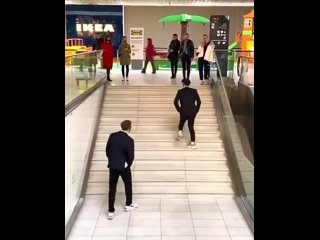 video мы с другом врываемся в выходные sex