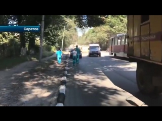 video опасный трюк безумного мужчины в саратове завершился смертью под камазом sex