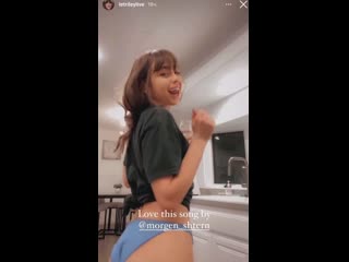 video райли рид слушает трек morgenshtern ратататата sex