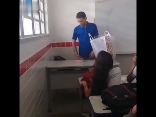 video ученики не остались равнодушны к проблеме учителя sex