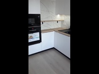 video 每天一起夜跑的天菜跑友竟然主動蹲下吹我充滿汗味的肉棒 img 0460 sex