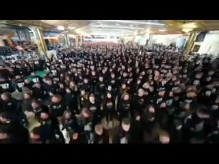 video сотрудники sima land устроили флешмоб в поддержку военных действий в украине sex