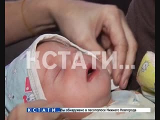 video сбежавшая от мужа тирана беременная жена родила ребенка в заброшенном доме с бомжами sex