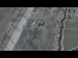 video ланцет прилетел по украинским операторам бпла поразив их транспортные средства и оборудование краснолимаское sex