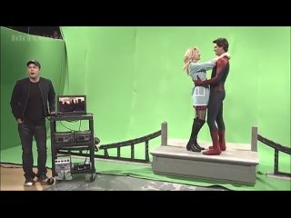 video крис мартин показал эмме стоун и эндрю гарфилду как нужно целоваться sex