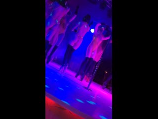 video видео от стриптиз бар python новосибирск sex