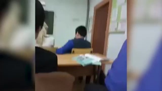 video школьные войны в якутске ученик сорвал урок напав на преподавателя sex