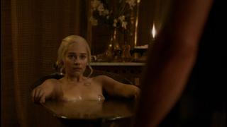 video эмилия кларк голая emilia clarke nude 2010 game of thrones 2018 игра престолов 3 сезон голые обнаженные звезды sex