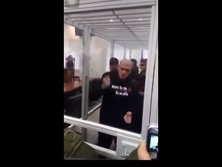 video вот еще один связался с предателями сала и оказался на бутылке аллах унизил тебя очкерийский муртад прими это и sex
