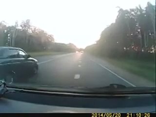 video ушел от погони в лучших традициях nfscensoredвидеорегистратор ахренеть слабонерным не смотреть очень сильная авария sex