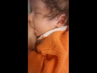 video видео от молочная мама грудное вскармливание sex