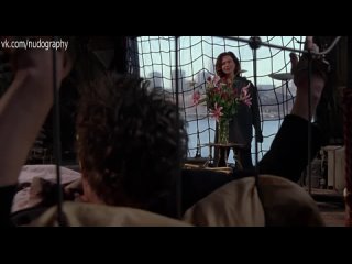 video сиськи лены олин lena olin в фильме ромео истекает молодые romeo is bleeding 1993 питер медак sex