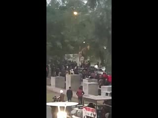 video демонстрации на улице абу навас в багдаде sex