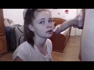 video ебет в горло держит за волосы насаживает голову на член кончает в рот глотает сперму sex