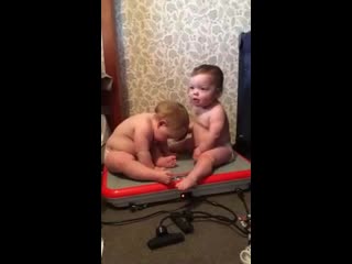 video очаровательные малыши sex