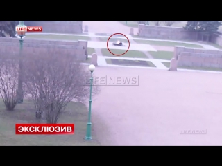 video в санкт петербурге юноша прилег рядом с вечным огнем и сгорел badworld 18 sex
