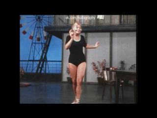 video нина корниенко в спектакле проснись и пой театр сатиры 1974 sex