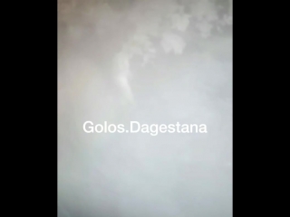video вчера ночью в махачкале повесилась женщина по съёмкам камер наблюдения видно что женщина сначала сняла с себя sex