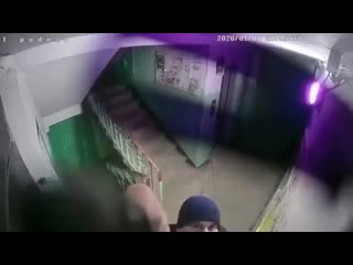 video пенсионер оплевал камеру видеонаблюдения затем закрасил фломастером sex