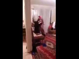 video дагестанка изменяет с зятем за это ее пиздят сестры sex