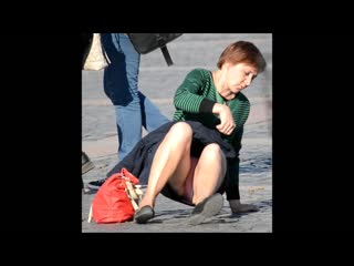 video под юбочкой пенсионный возраст sex