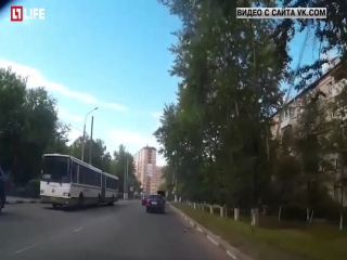 video появилось первое видео дтп с участием сына экс министра спорта рф на bmw x6 sex