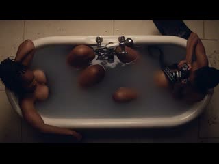 video tiffany boone anika noni rose little fires everywhere s01e06 2020 тиффани бун аника нони роуз и повсюду тлеют sex