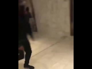 video протестующие в атланте грабят gucci sex
