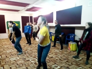 video веселая разминка в солнечной батукаде sex