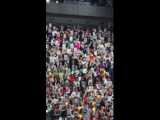 video помним чтим и гордимся бессмертный полк стал самым трогательным акцентом церемонии закрытия всемирного фестиваля sex