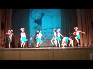 video девочки пионерки встают на мостик в белых гольфиках sex