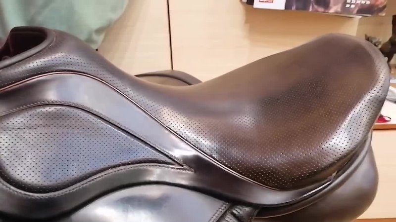video 爱足美脚社美脚踩踏社区字母圈艾斯爱慕免费视频大全女王踩踏免费视专区提供国 vid 20211117 092121 mp4 sex
