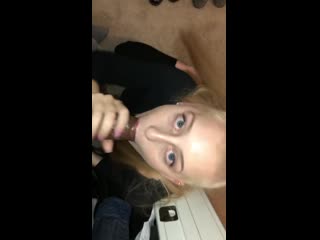 video bbc snowbunny sucks and swallows huge load sex