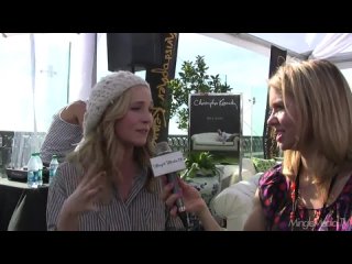 video кендис аккола публичные мероприятия тhe 68th annual golden globes awards give back hollywood giving lounge sex